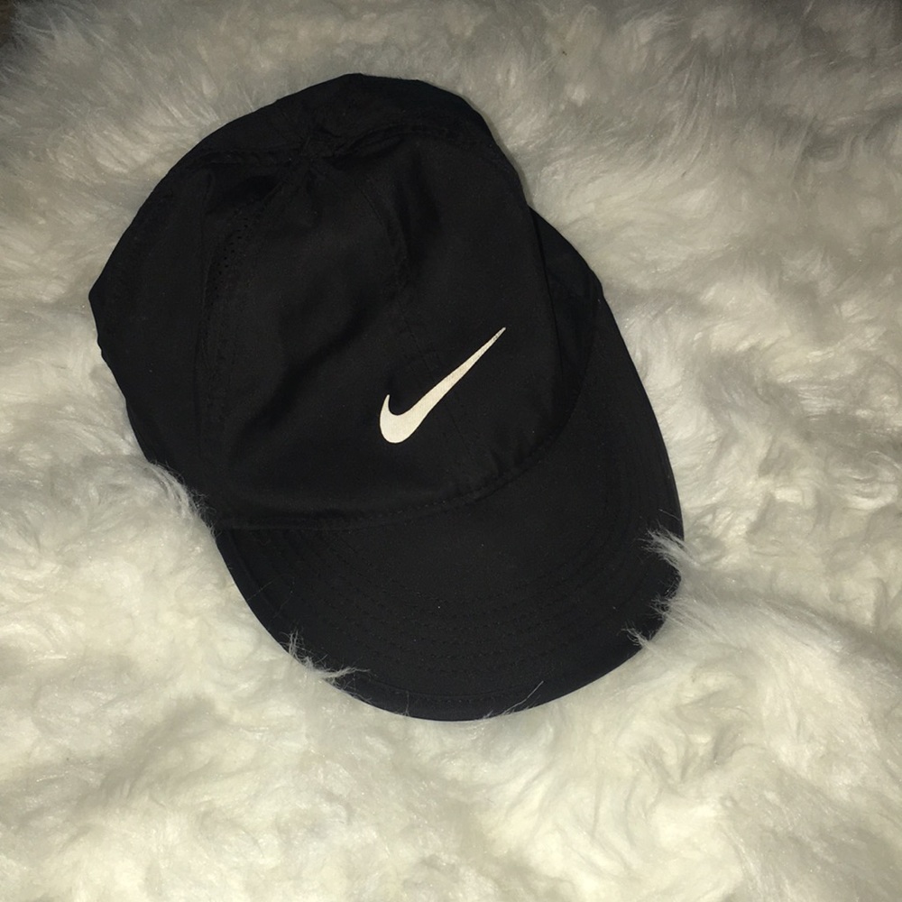 Black Nike Dri-Fit Hat 🖤